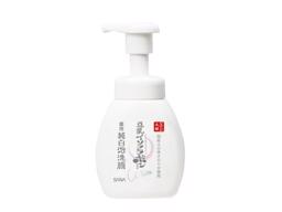 Nameraka Honpo Medicated Foaming Wash 200ml